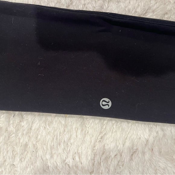 Black Lululemon leggings! - Picture 3 of 3